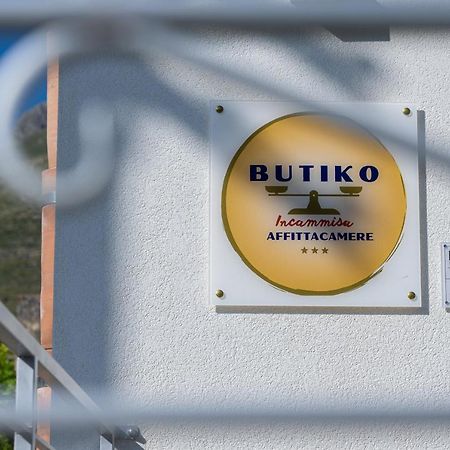 卡斯泰卢佐 Butiko酒店 外观 照片